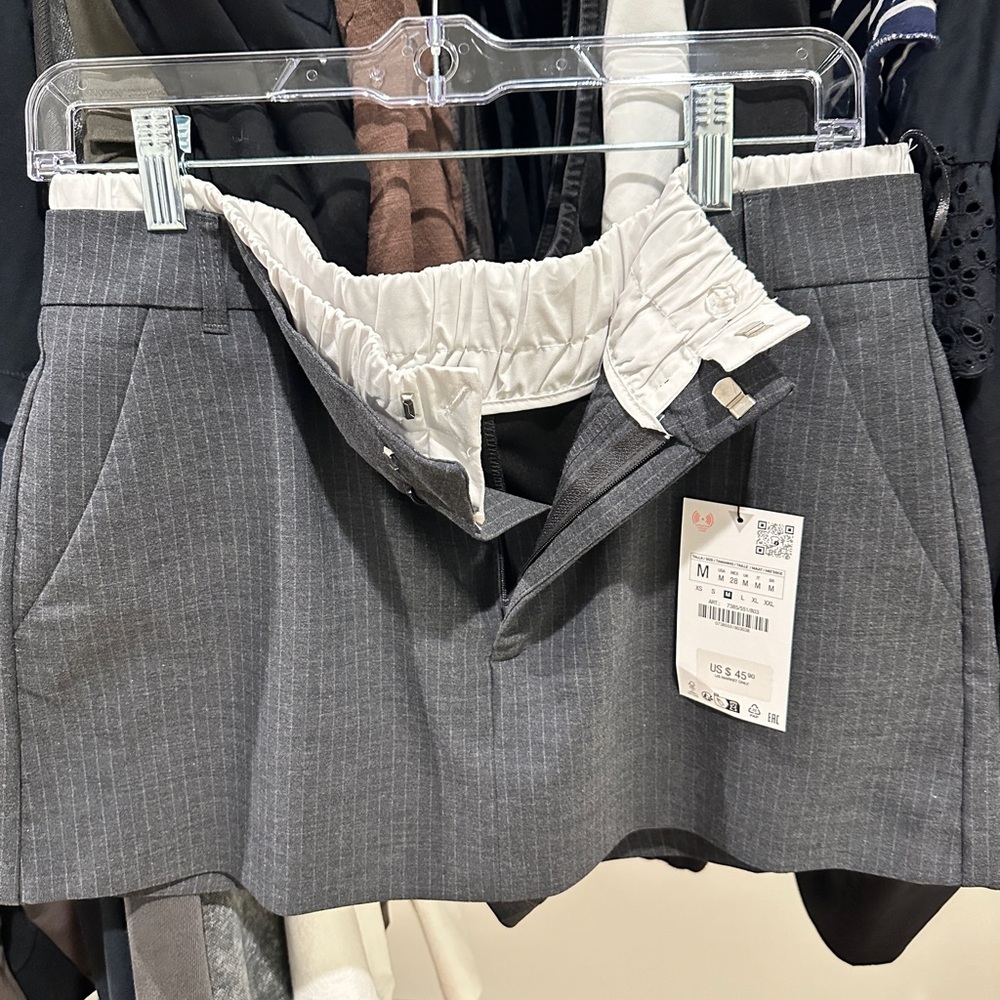 Zara skort brand new size M